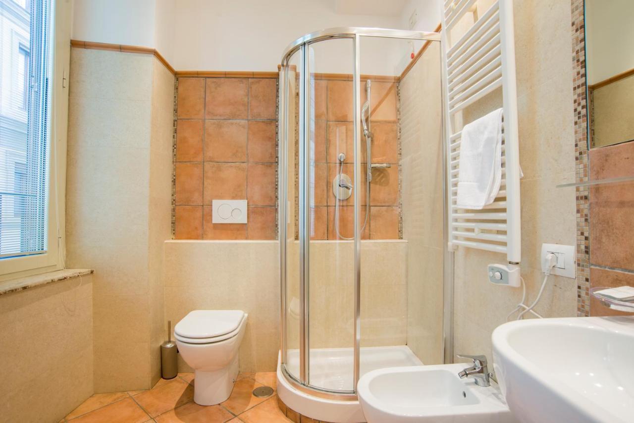 Relais Cavour 133 Apartment Рим Екстериор снимка