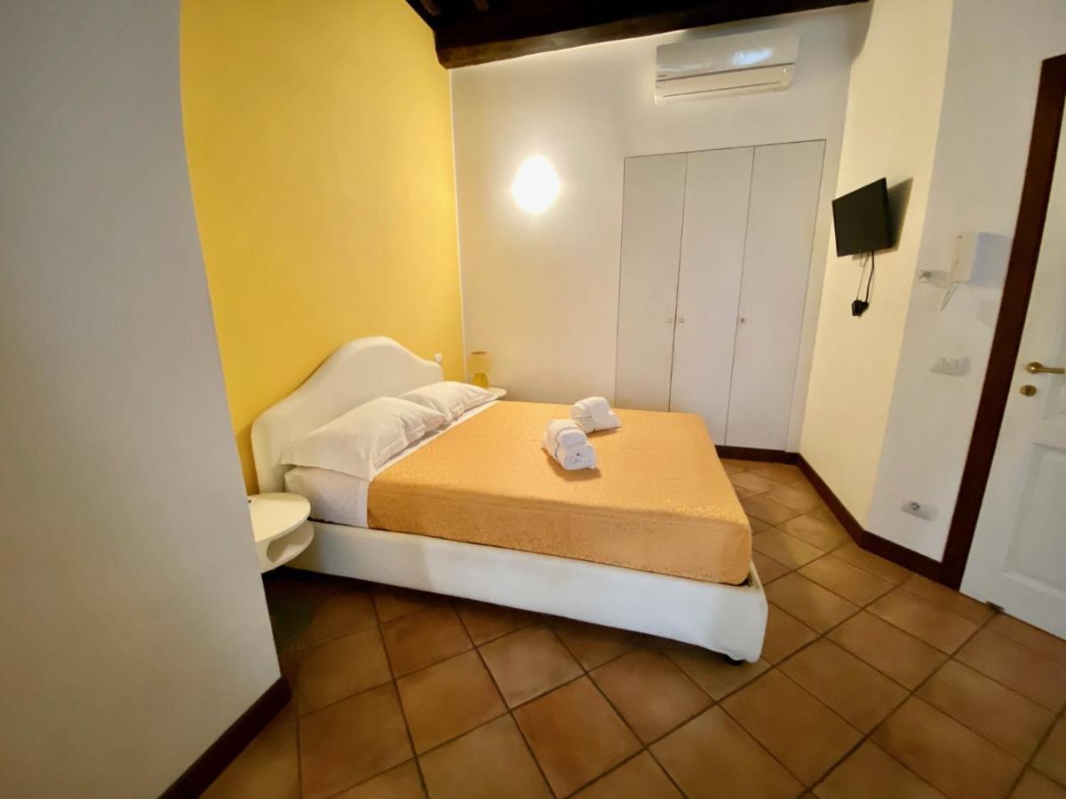 Relais Cavour 133 Apartment Рим Екстериор снимка